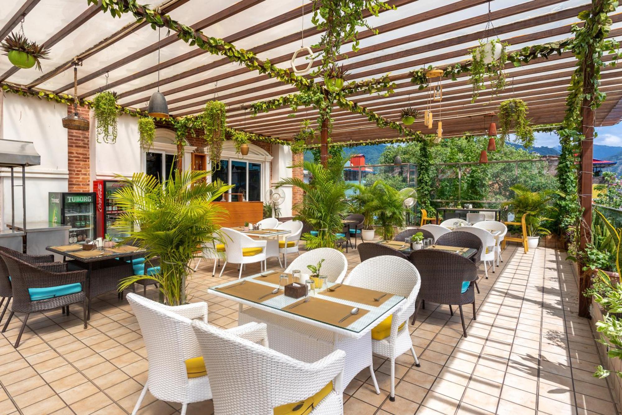Dream International Hotel Rummindei Extérieur photo
